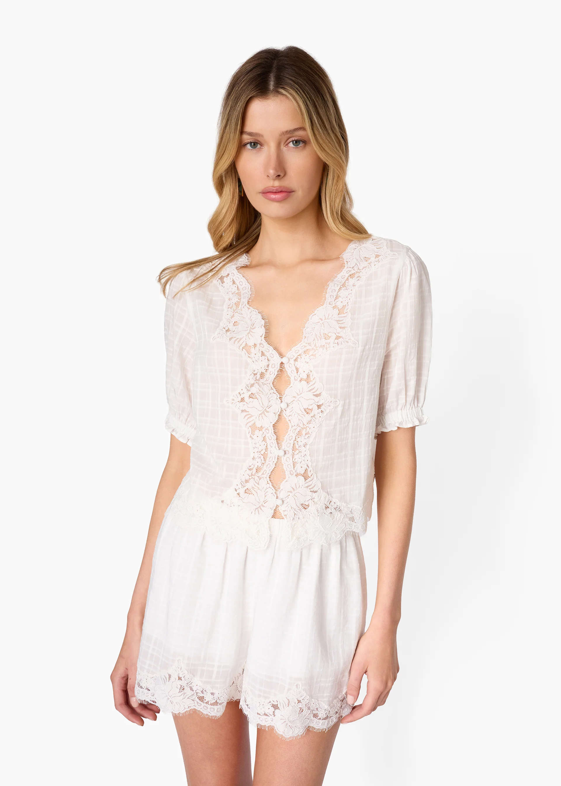 Anora Cotton Short White - Image 3