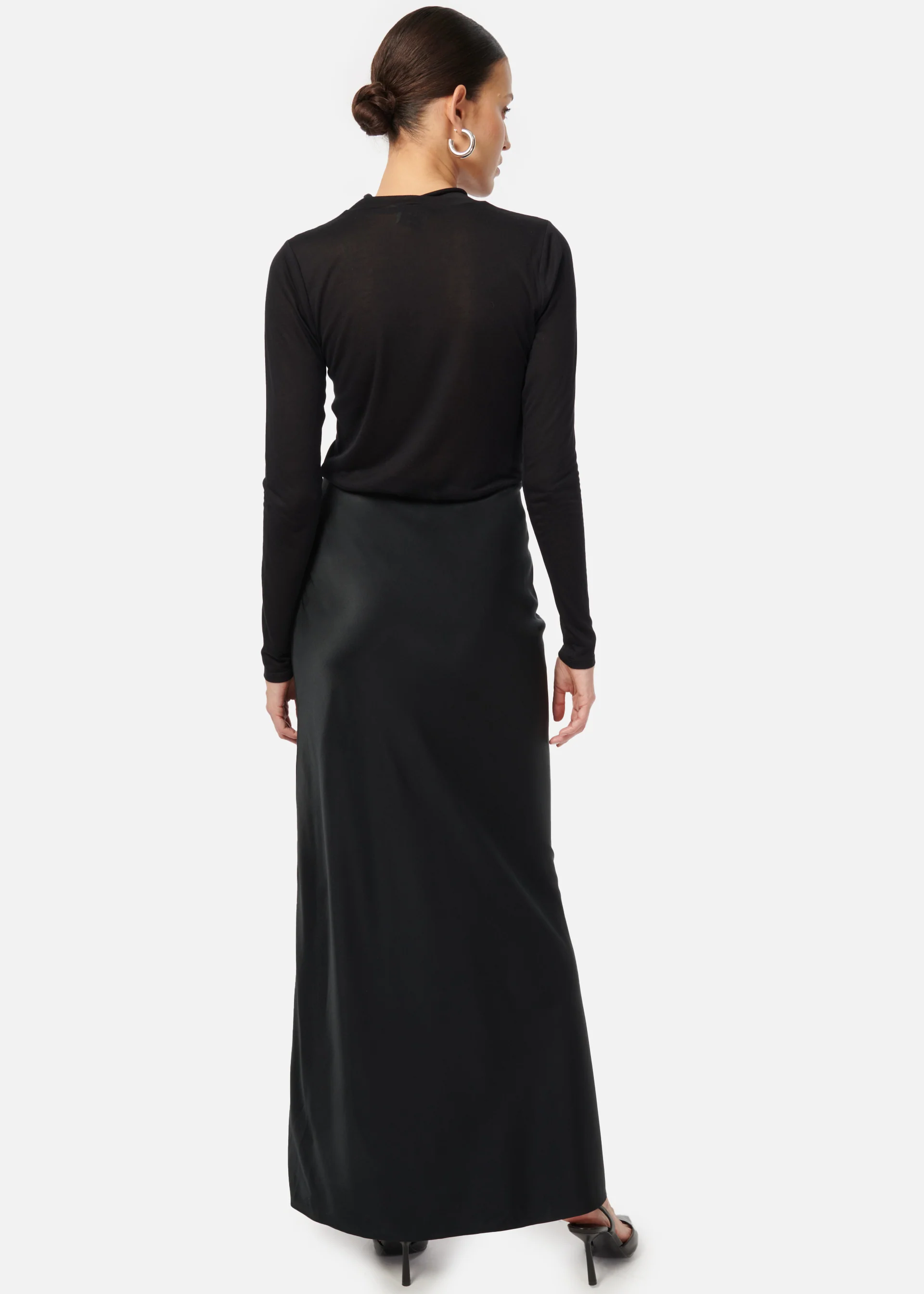 Slit Skirt Black - Image 5